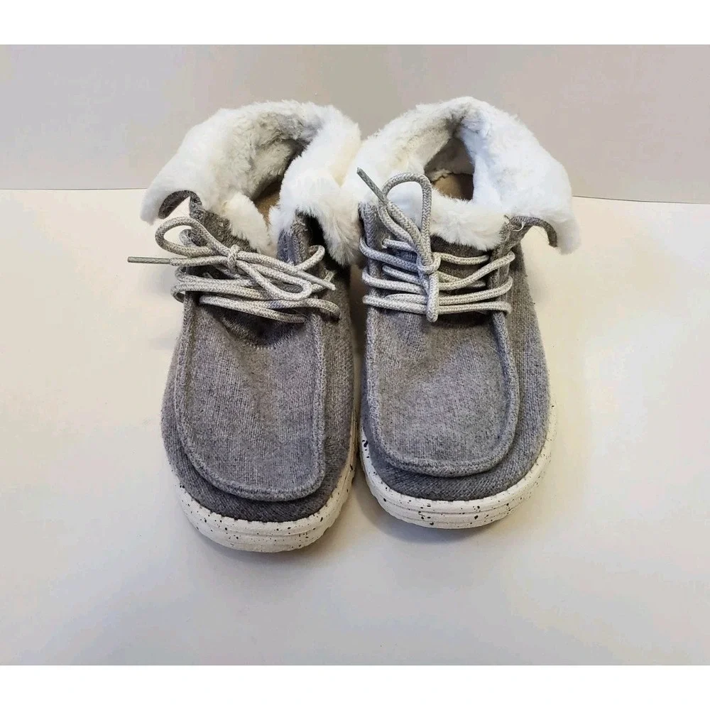 Hey Dude Britt Women's Gray/White Faux Fur Lined Lace-Up Low Top US 8 EU 39 - Picture 6 of 8